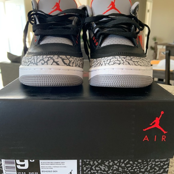 Air Jordan retro 3 - Picture 2 of 7